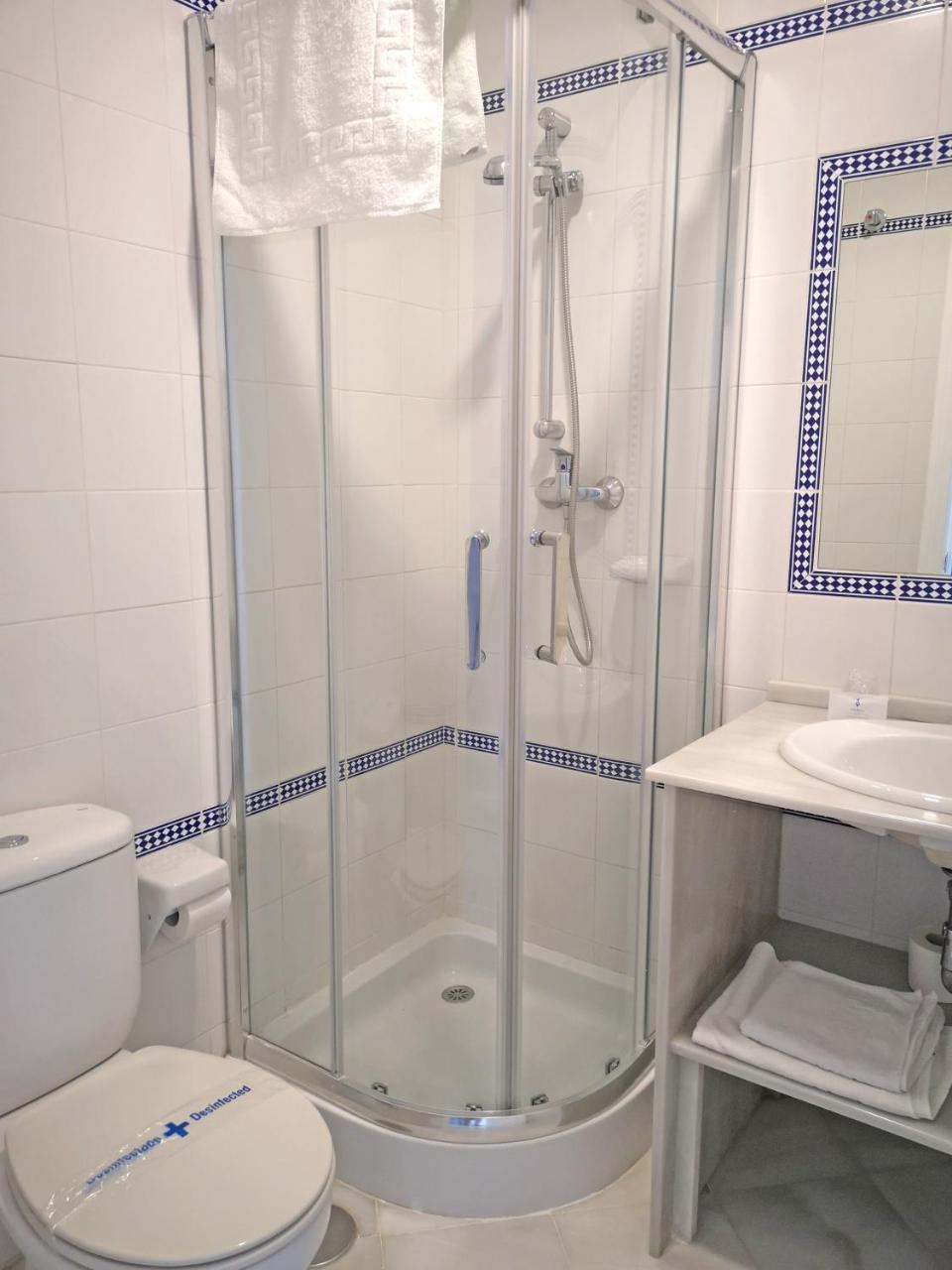 Hostal Bodega Conil De La Frontera Eksteriør billede