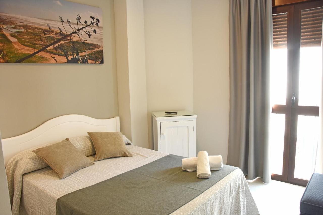 Hostal Bodega Conil De La Frontera Eksteriør billede