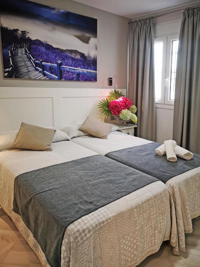 Hostal Bodega Conil De La Frontera Eksteriør billede