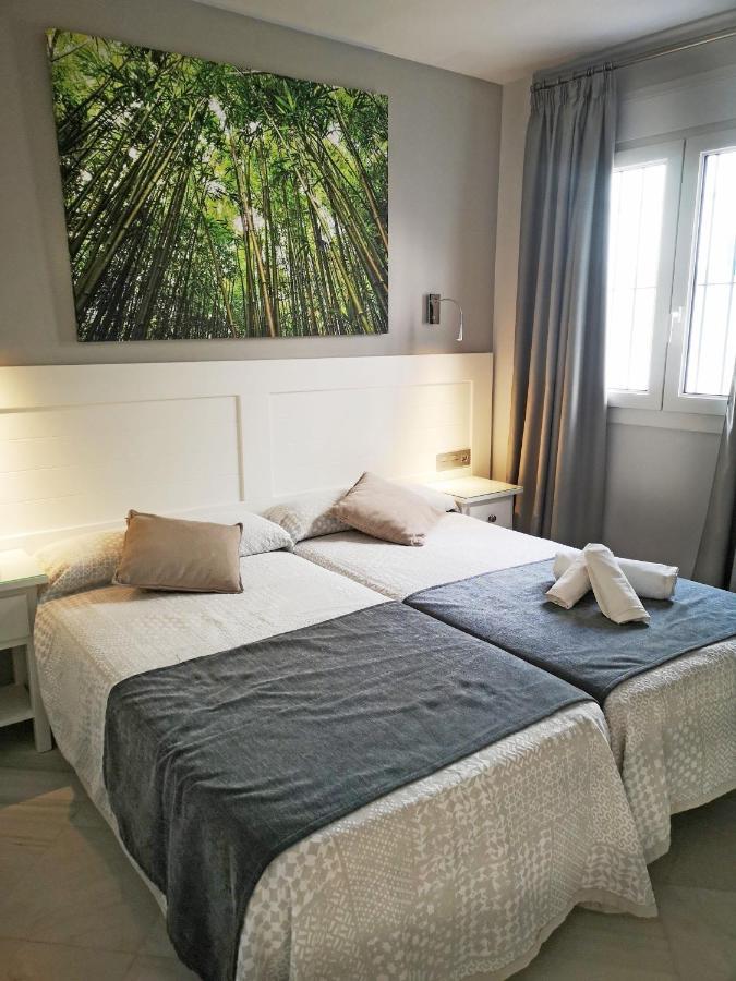 Hostal Bodega Conil De La Frontera Eksteriør billede